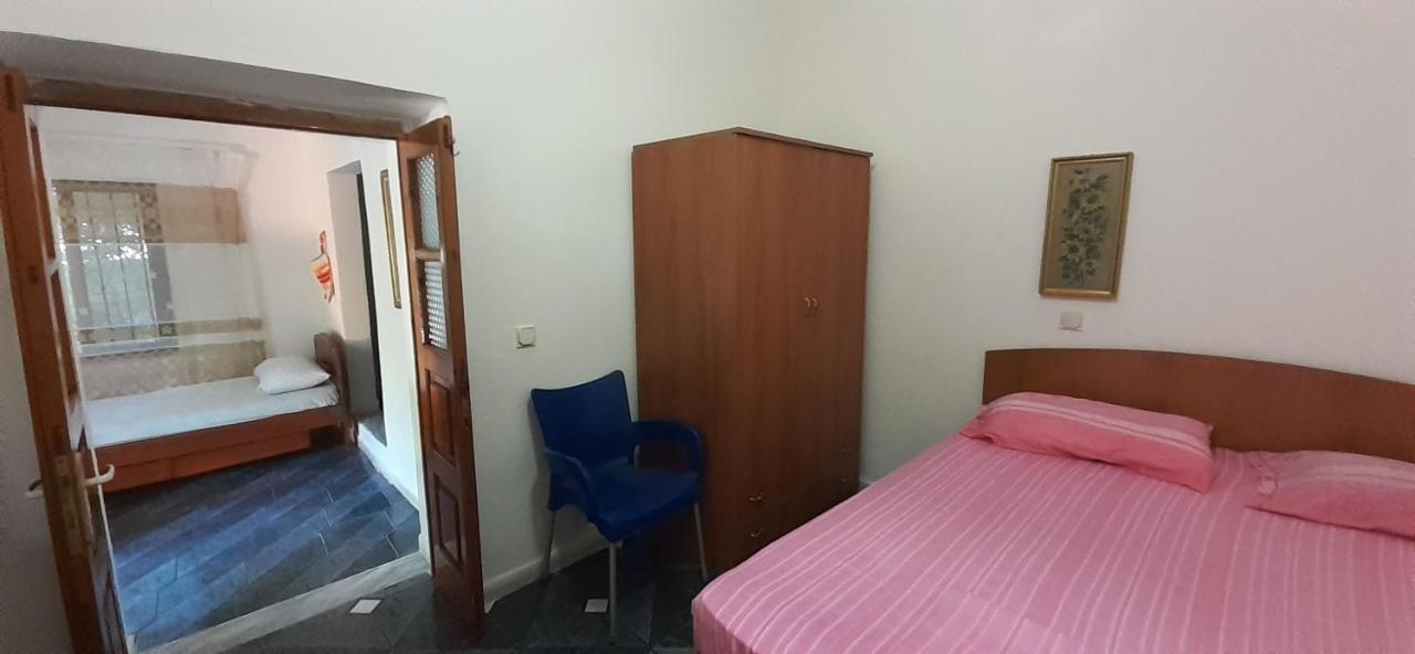 Eva Apartments Dhërmi Kültér fotó