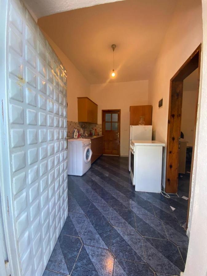 Eva Apartments Dhërmi Kültér fotó
